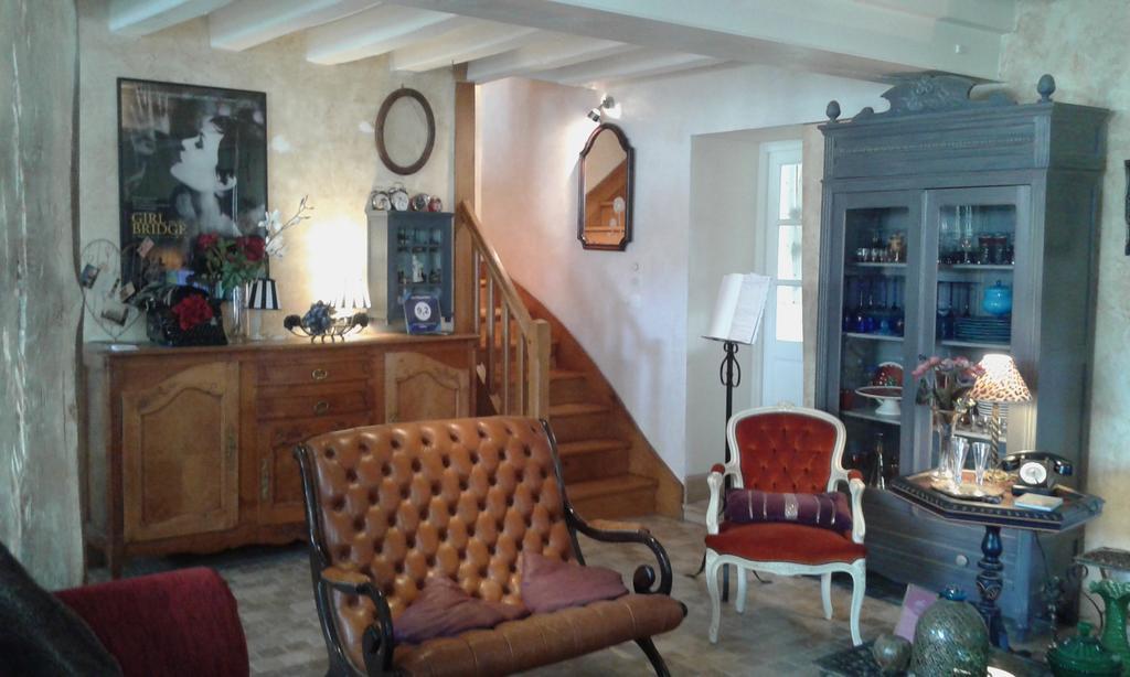 La Chaumiere Acomodação com café da manhã Ousson-sur-Loire Exterior foto